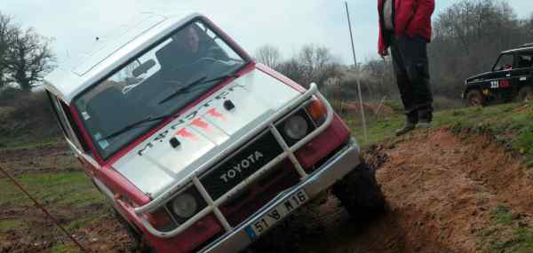 Ecole de pilotage Conduite tout terrain  Trois 2 Un 4x4 Galerie Galerie photo école de pilotage 15