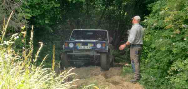 Formation à la conduite tout terrain Pilotage 4X4 Groupes et entreprises Galerie Sensibilisation à la conduite en terrain difficile - Galerie 7