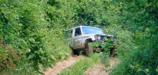 Formation à la conduite tout terrain Pilotage 4X4 Groupes et entreprises Galerie Sensibilisation à la conduite en terrain difficile - Galerie 14