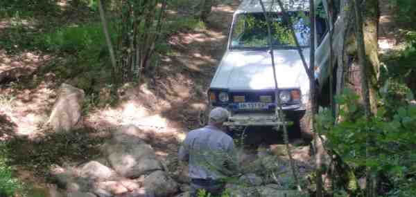 Formation à la conduite tout terrain Pilotage 4X4 Groupes et entreprises Galerie Sensibilisation à la conduite en terrain difficile - Galerie 21