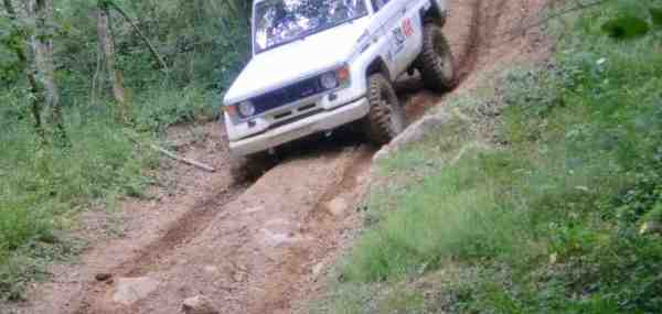 Formation à la conduite tout terrain Pilotage 4X4 Groupes et entreprises Galerie Sensibilisation à la conduite en terrain difficile - Galerie 29